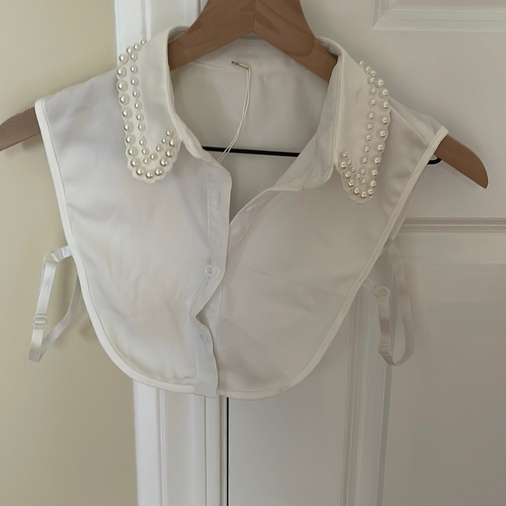 Vintage Pearl faux collar